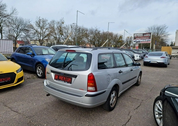 Ford Focus cena 6990 przebieg: 183580, rok produkcji 2005 z Limanowa małe 232